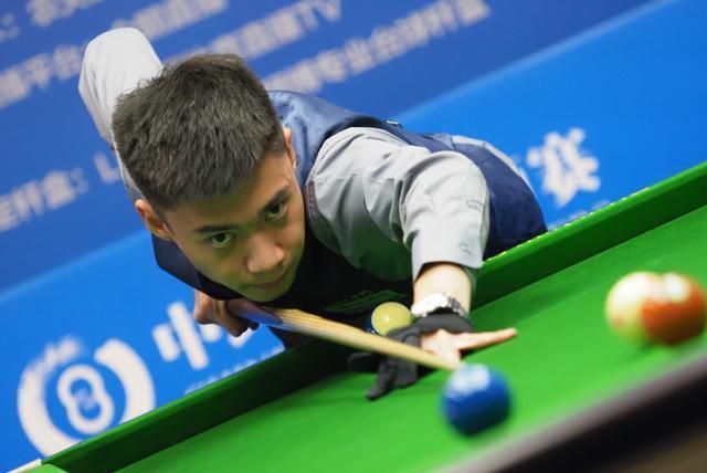 在小组赛对 在小组赛对