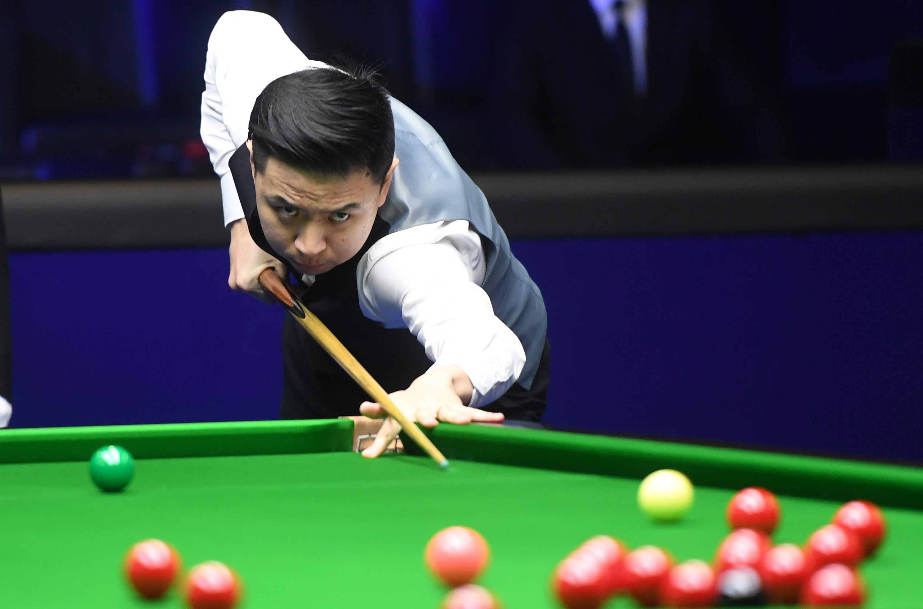 开场就以 开场就以