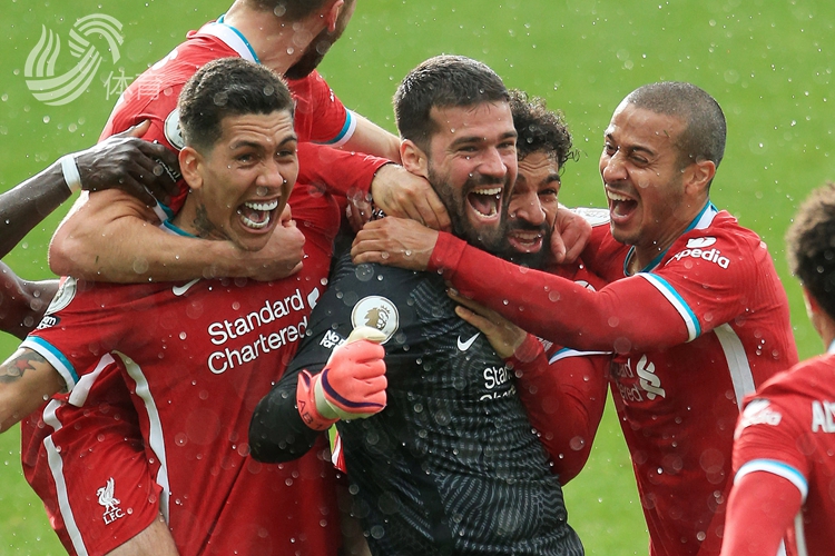 被拉成醒目 被拉成醒目